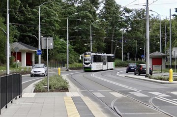 Tramwaj na ul. Arkońskiej w Szczecinie