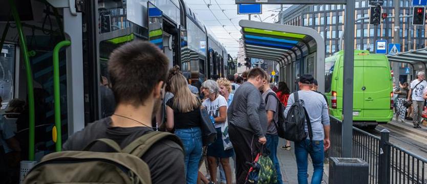 Coraz więcej rzeczy gubimy w tramwajach i autobusach