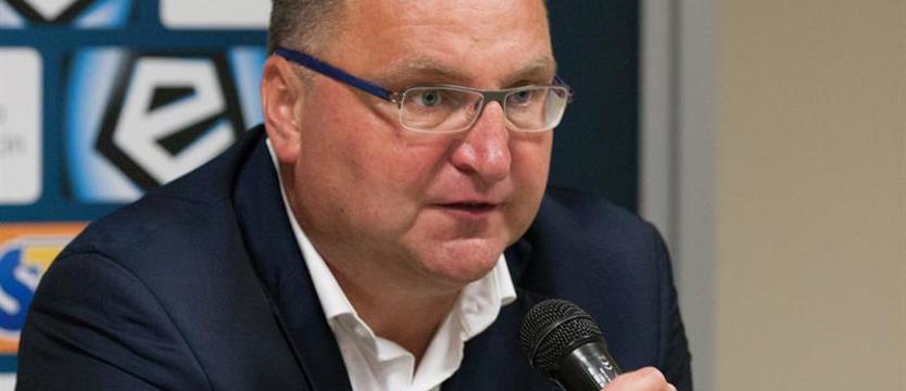 Piłka nożna. Ze Świtem i Pogonią już bez Michniewicza