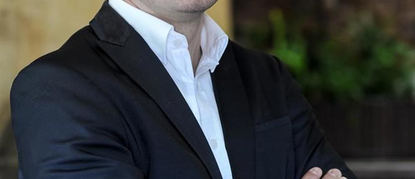 Z urzędu do agencji