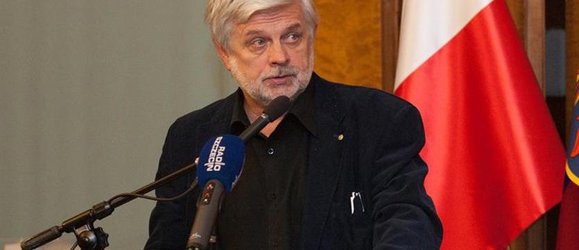 Piłka nożna. Stadion z 4 trybunami za 180 mln zł