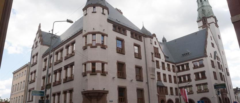 Chcą być lekarzami i dentystami