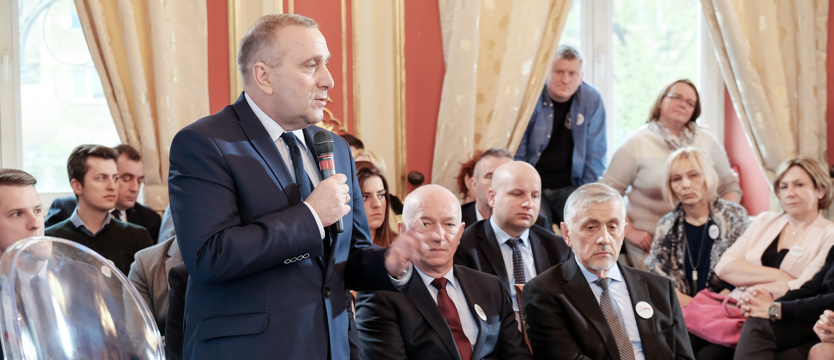 Musimy wziąć sprawy w swoje ręce