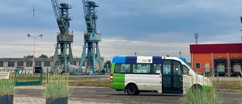 Autobusem na Łasztownię w czasie wakacji