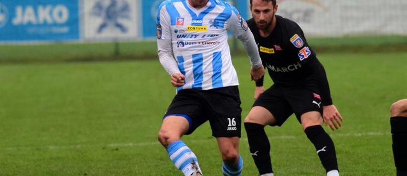 Piłka nożna. Świt w poniedziałek wznawia treningi