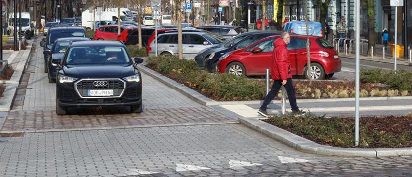Zamkną część al. Wojska Polskiego. Roboty i zmiany w komunikacji