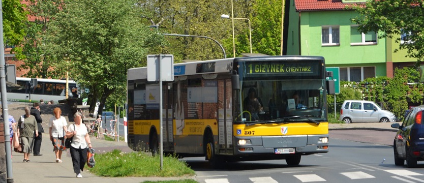 Bez munduru w autobusie. Drżyjcie złodzieje!