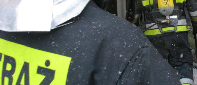 Tragedia w Baniewicach. Podpalił się przed domem