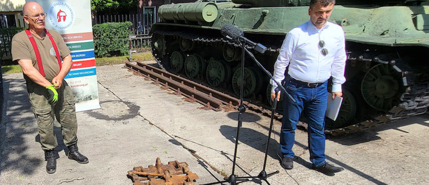 Gąsienice w kołobrzeskim muzeum. Czujność pasjonata nie zawiodła