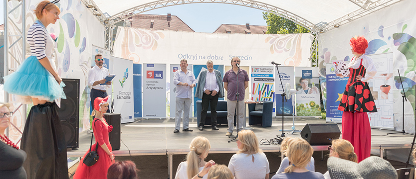 Literackie święto na Jasnych Błoniach