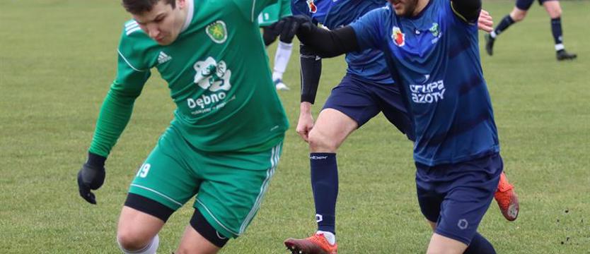 Piłka nożna. Ruszyła IV liga. Dąb górą w Policach