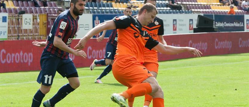 Piłka nożna. Zamieszanie z Dąbrowskim