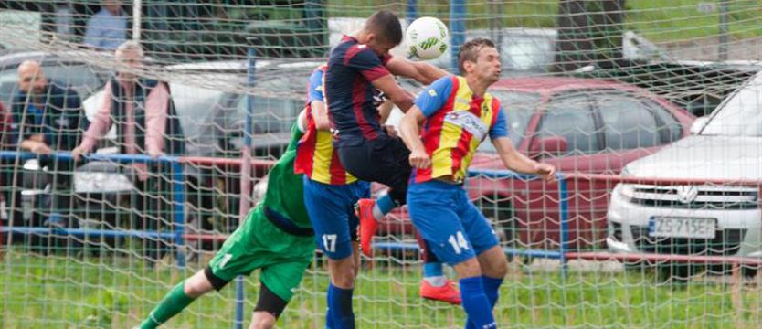 Piłka nożna. Wzmocnione rezerwy Pogoni tylko remisują