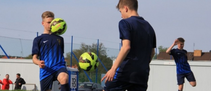 Piłka nożna. Radziński z powołaniem