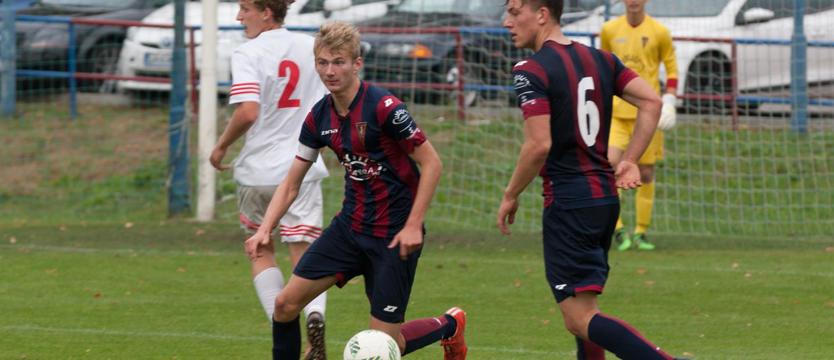 Piłka nożna. Zwycięstwa Pogoni i Salosu