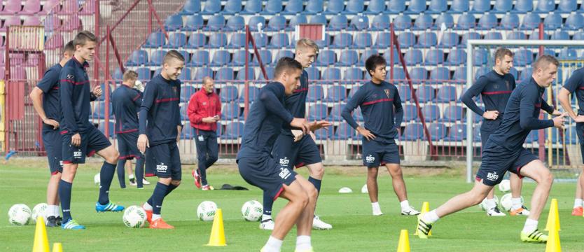 Piłka nożna. Przerwa na reprezentację