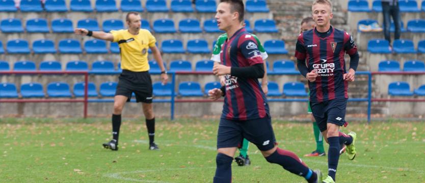 Piłka nożna. Remis Pogoni II, porażka Vinety