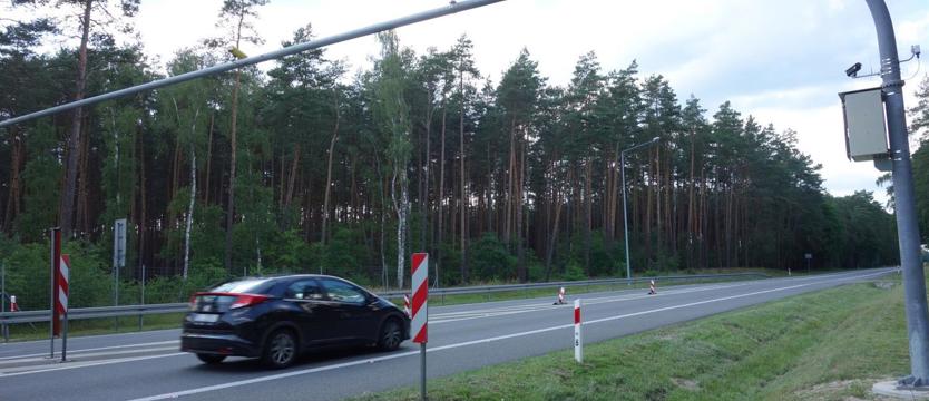 Kierowco, zwolnij. Włączą odcinkowy pomiar prędkości 