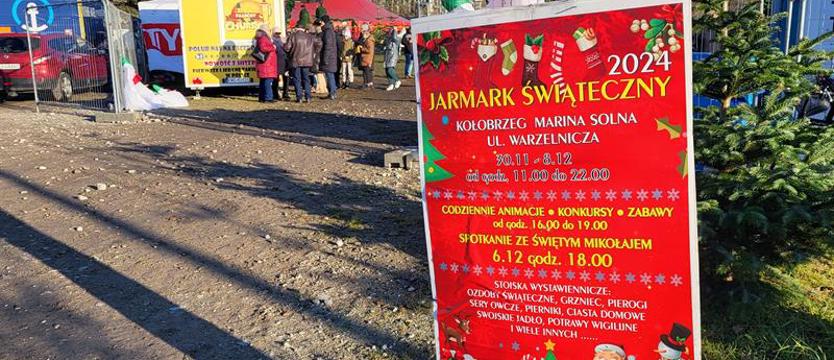 Skromny jarmark w Kołobrzegu