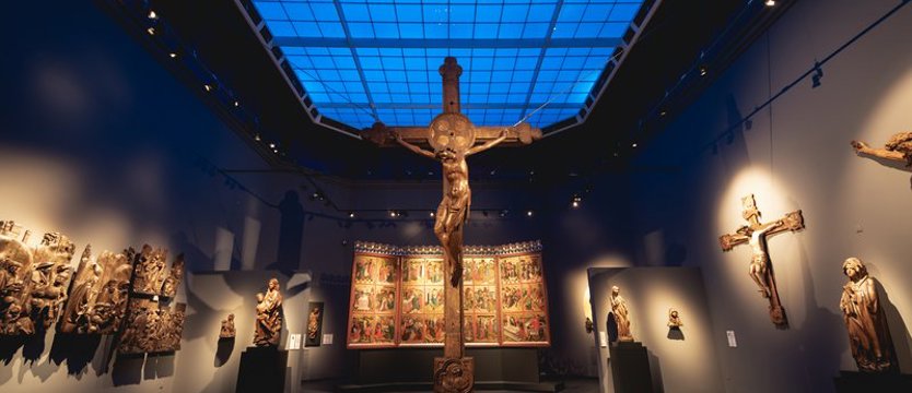 Wkrótce oprowadzanie po interesującej wystawie. Już trwają zapisy!