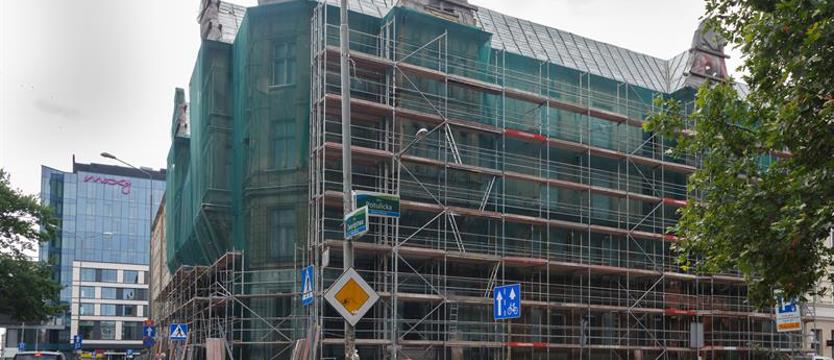 Dawny hotel „Piast”. Rusztowania symbolem zmiany?