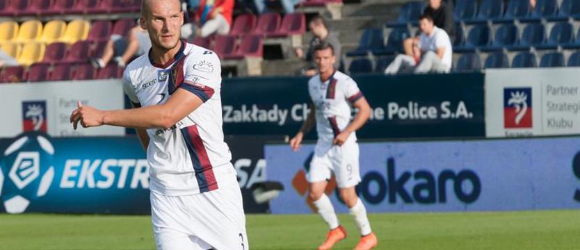 Piłka nożna. Szlagier bez filarów