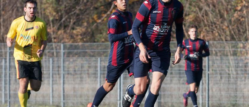 Piłkarska sobota. Derby na remis, klęska Vinety