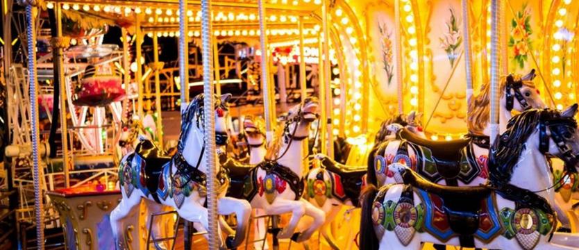 Świetlista aleja i przystanek św. Mikołaja