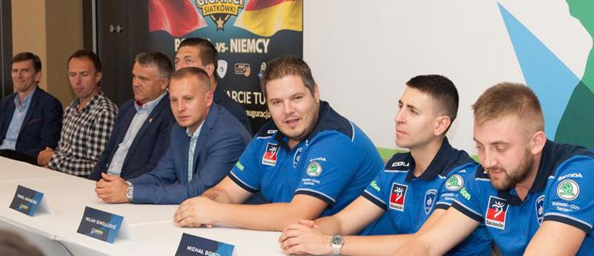 Siatkówka. Debiut Michała Gogola