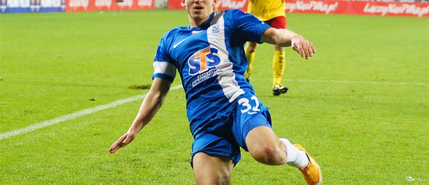 Piłka nożna. Kotwica gromi i testuje