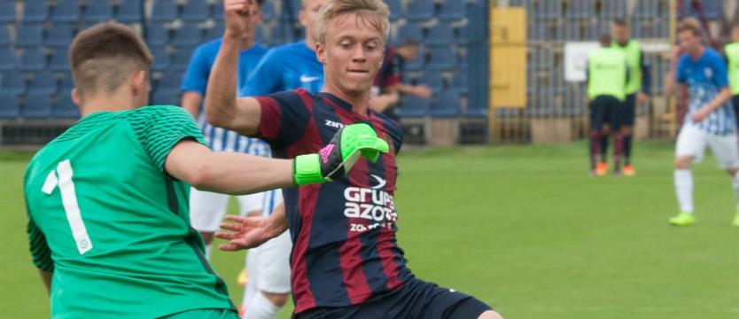 Piłka nożna. Pół godziny Pedy w kolejnym sparringu