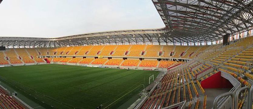 Piłka nożna. Stadion w Białymstoku za ... 22 mln zł