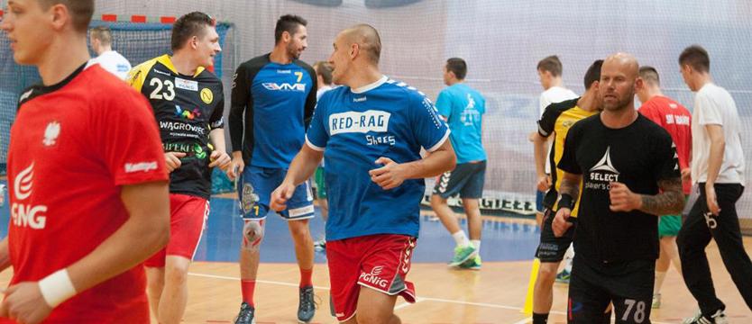 Piłka ręczna. Tatar i II miejsce