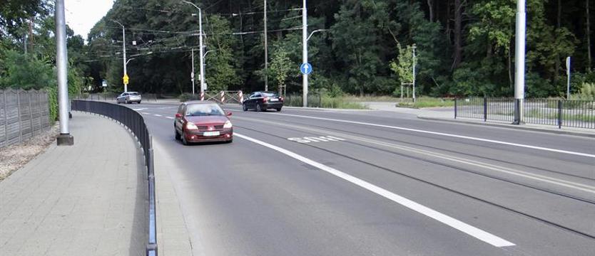 Nowe oznakowanie dla kierowców. PAT na Arkońskiej