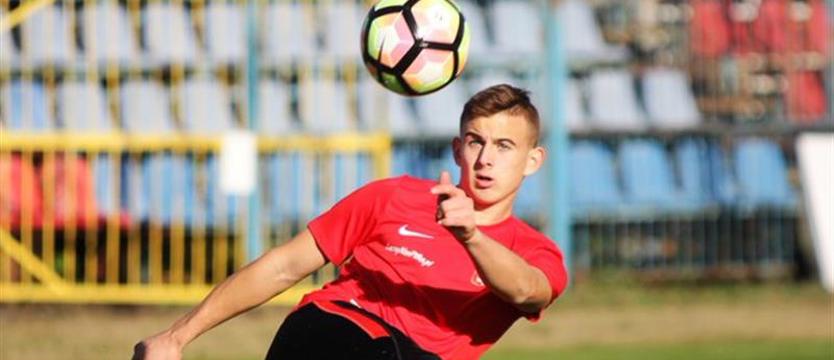 Trzeba budować, a nie burzyć. Odpadliśmy z mistrzostw Europy, lecz prezes Z. Boniek zadowolony i nie zmieni selekcjonera