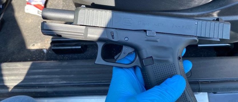 Strzelał na autostradzie. Wpadł podczas odpoczynku w pobliżu Szczecina