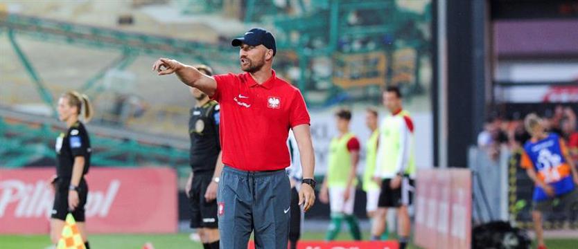 Piłka nożna. Stolarczyk i trzej portowcy