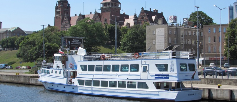 Kiedyś zakupy bez cła, dziś śluby