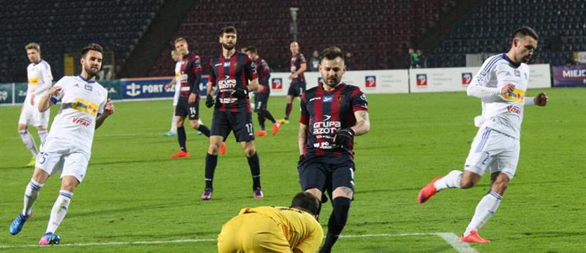 Piłka nożna. Remisowa mizeria