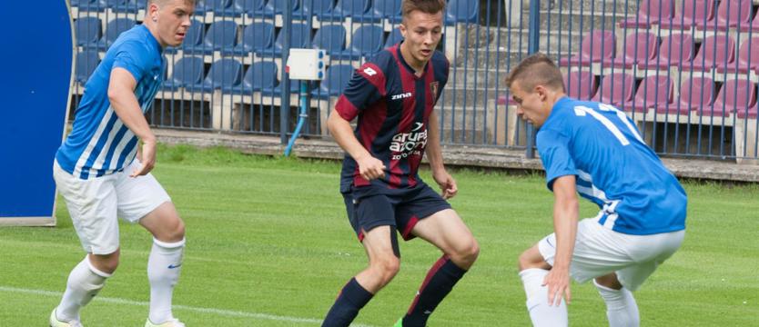 Piłka nożna. Porażki na inaugurację wiosny