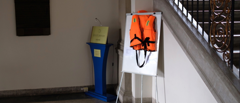 Zaadoptuj kamizelkę