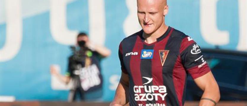 Piłka nożna. Z niższych lig do Pogoni