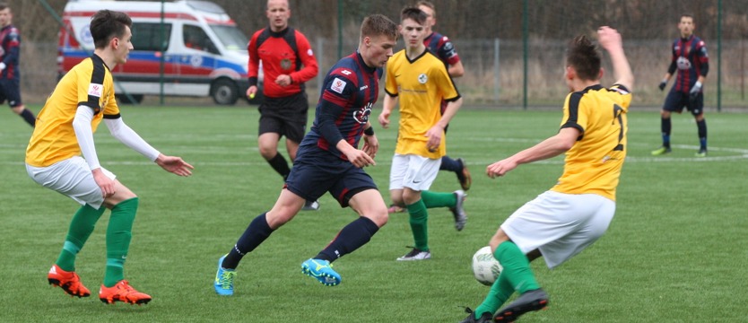 Piłka nożna. Juniorzy Pogoni rozgromili Falubaz