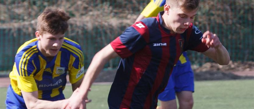 Piłka nożna. Arka lepsza od Pogoni