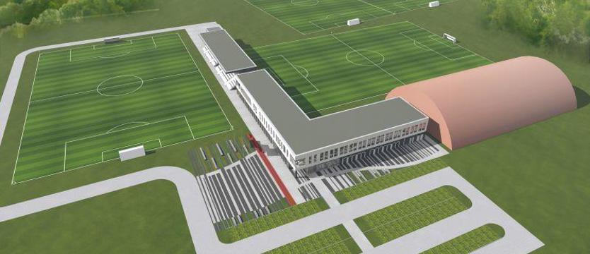 Piłka nożna. Kluby budują centra treningowe