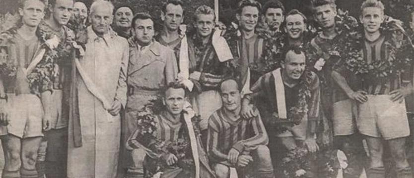 Piłka nożna. 69 urodziny Pogoni