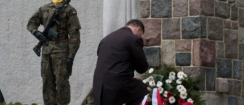 Ograbili mogiły. Wojewoda zawiadamia Ziobrę