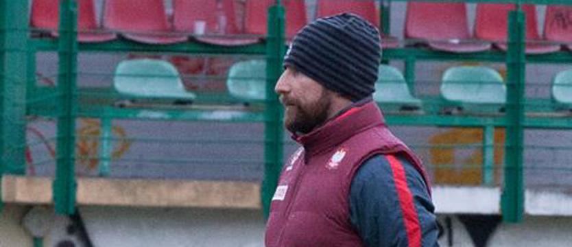 Piłka nożna. Pogoń szuka trenera