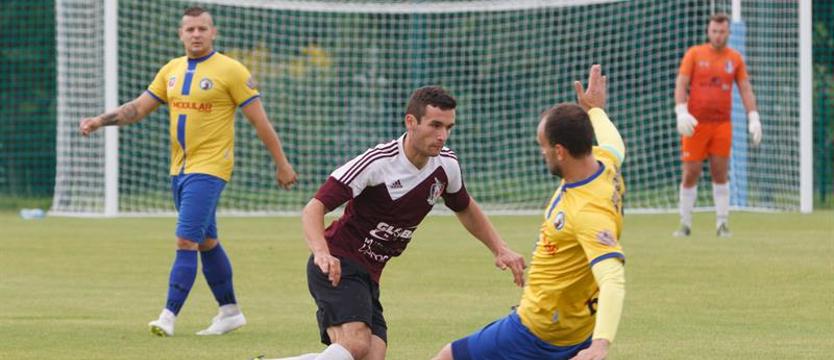 Piłka nożna. 7 punktów szczecinian w Klasie Okręgowej