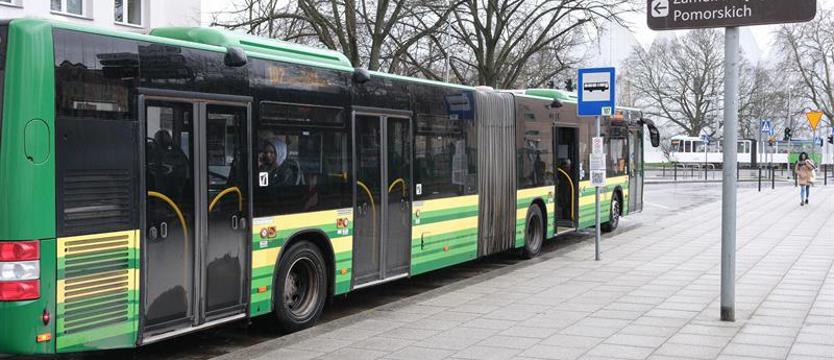 Zmiany na pl. Rodła już obowiązują